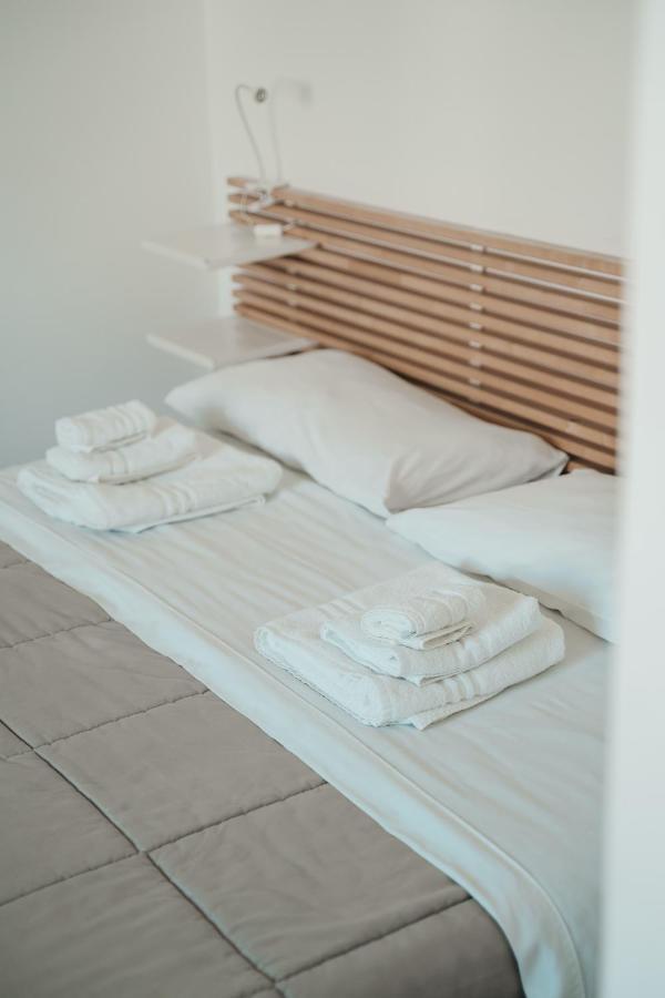 B&B Dimora Mariù Taranto Esterno foto